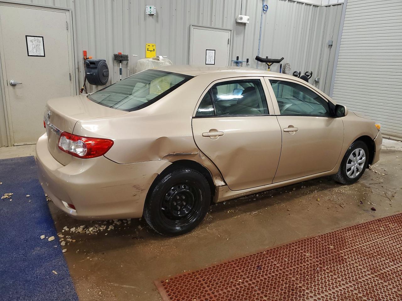 2012 TOYOTA COROLLA L photo 5