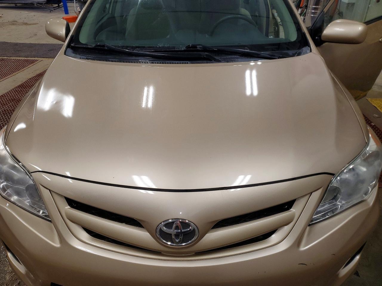 2012 TOYOTA COROLLA L photo 21