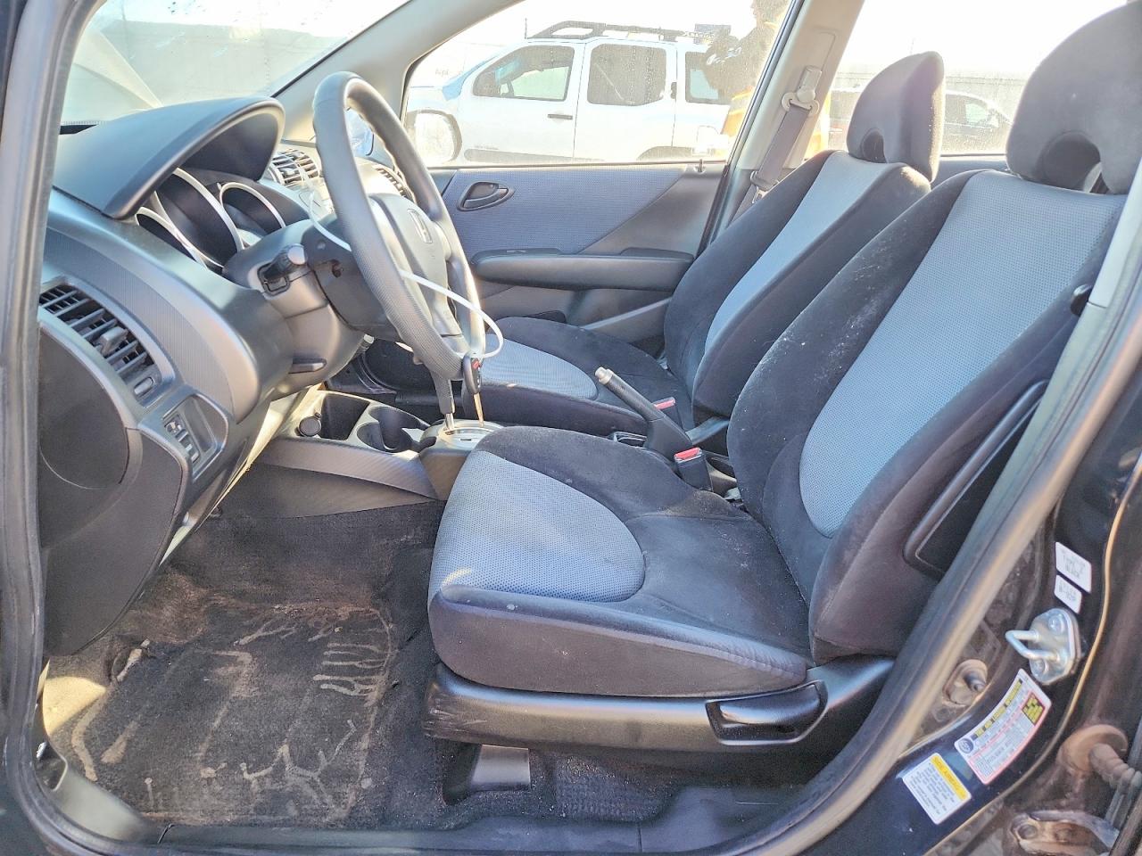 2007 HONDA FIT photo 19
