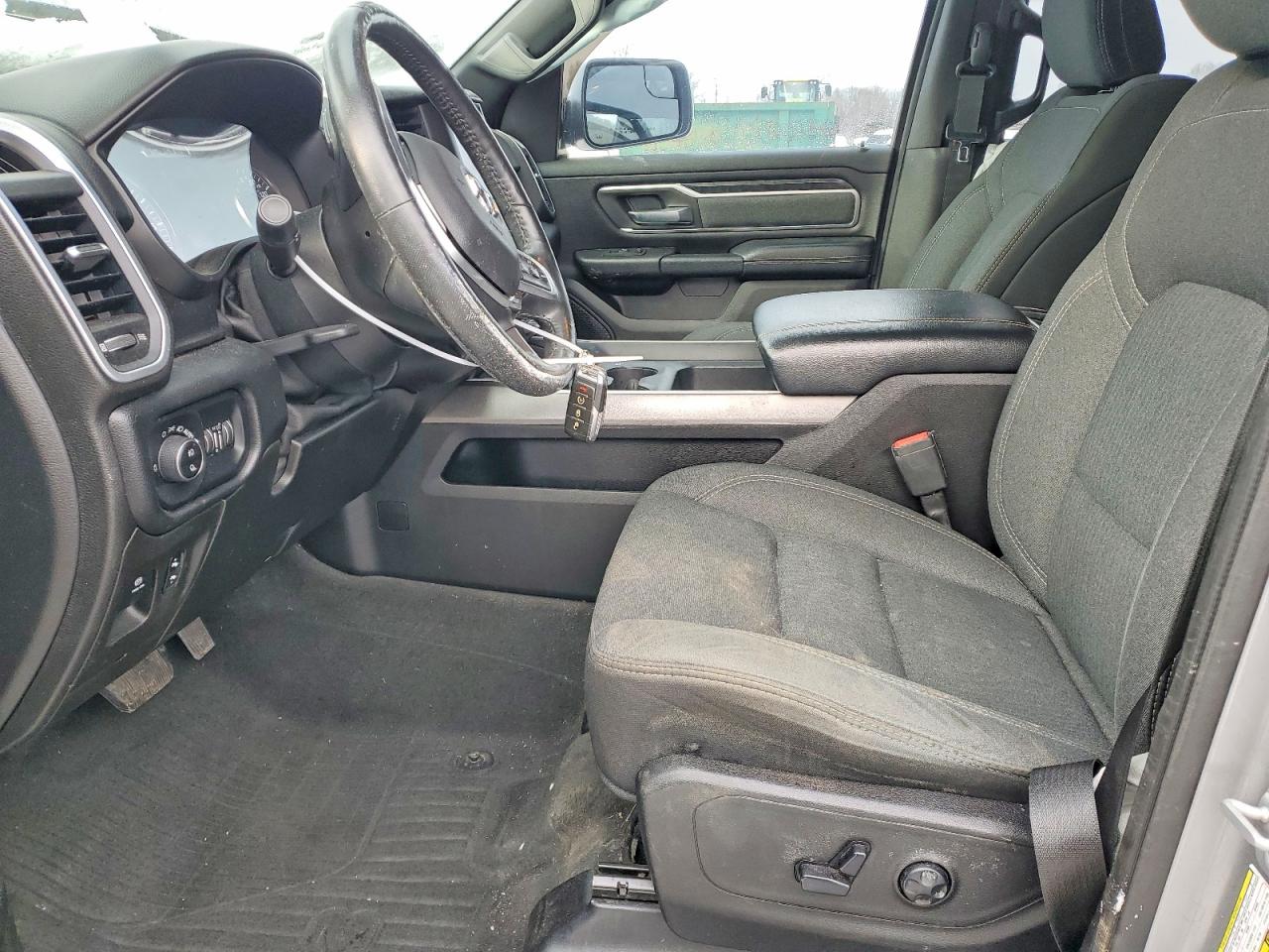 2019 RAM 1500 BIG HORN photo 7