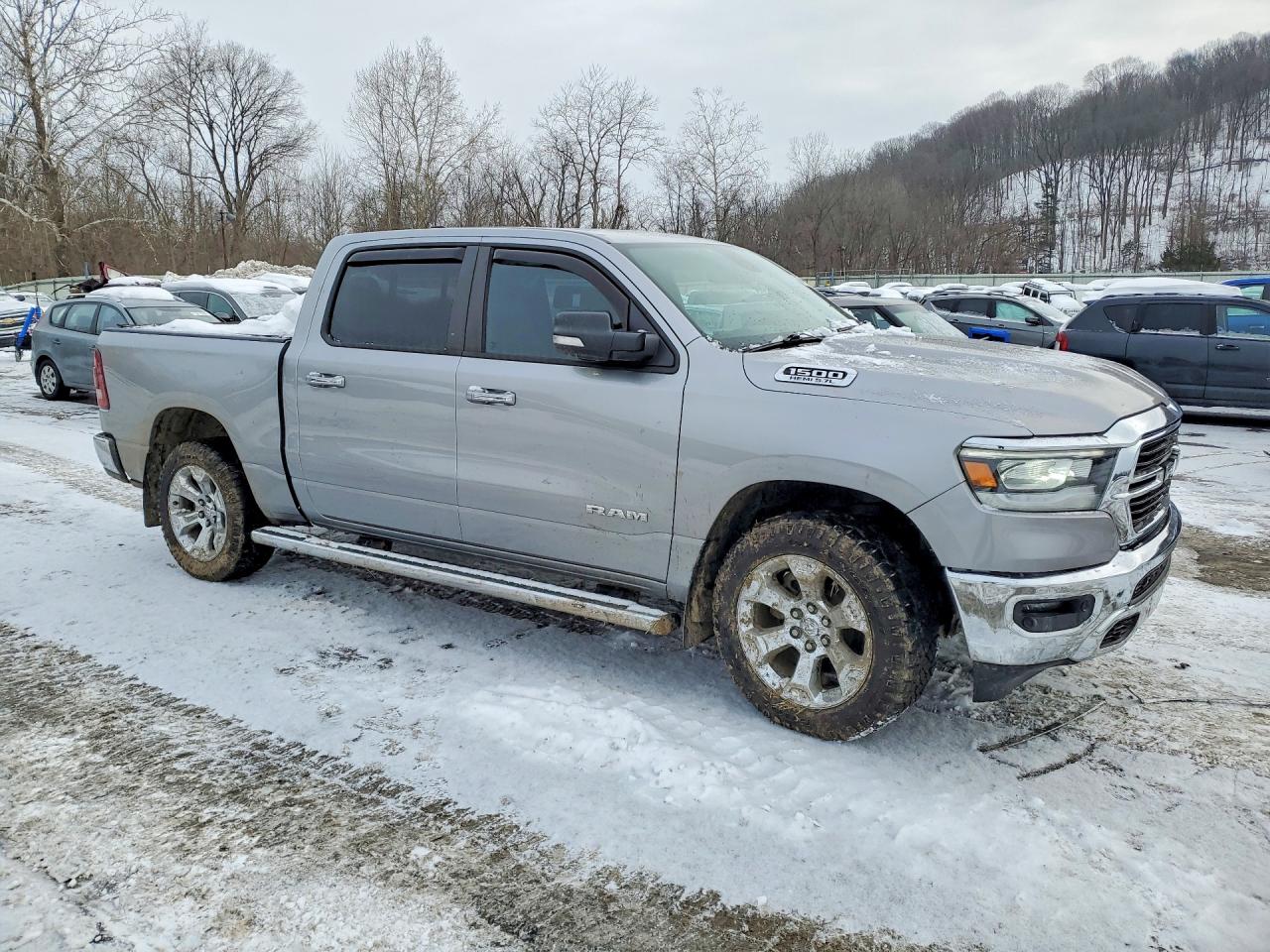 2019 RAM 1500 BIG HORN photo 4