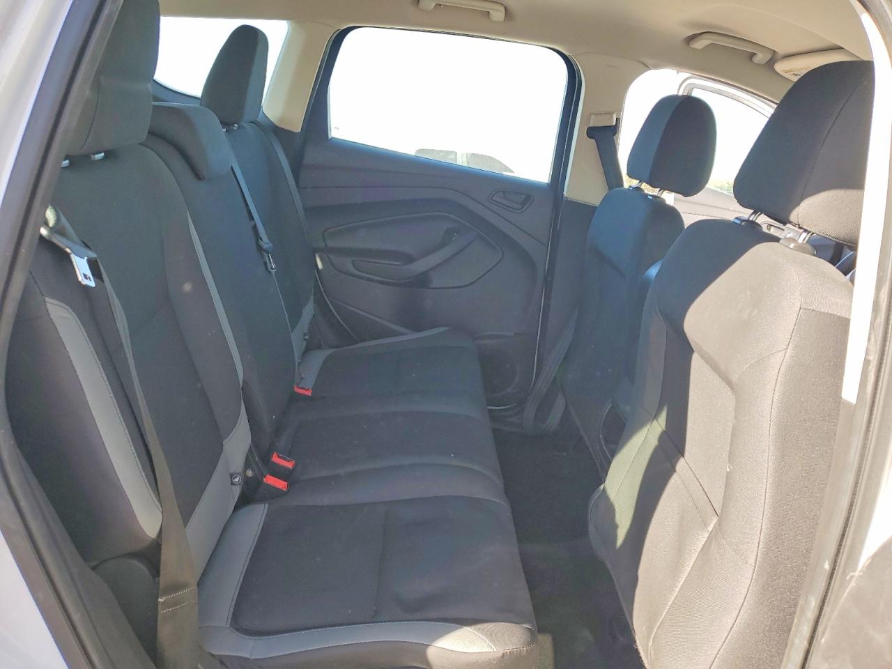 2016 FORD ESCAPE S photo 10
