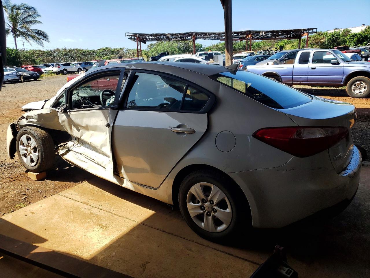 2015 KIA FORTE LX photo 2