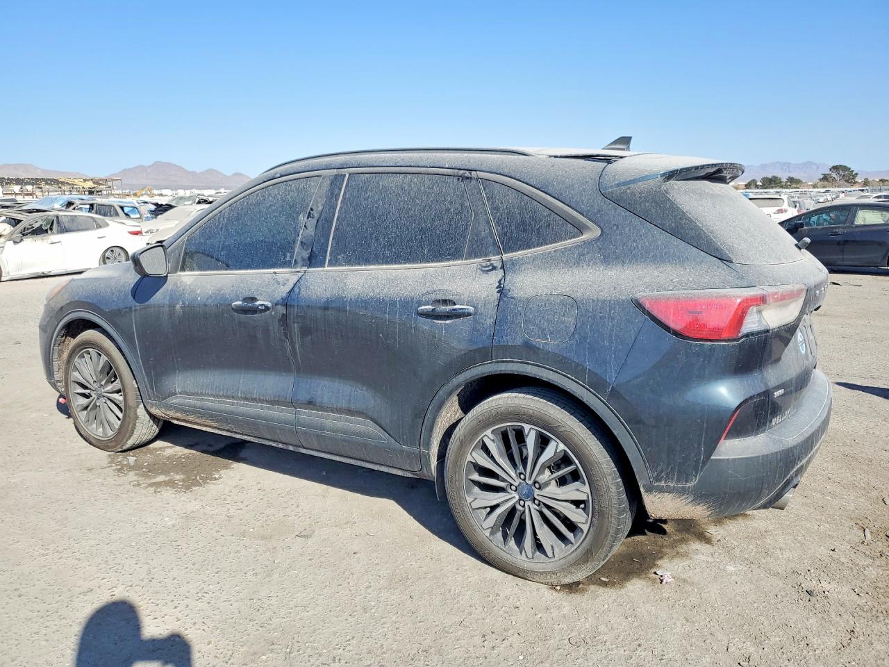 2022 FORD ESCAPE SE photo 3