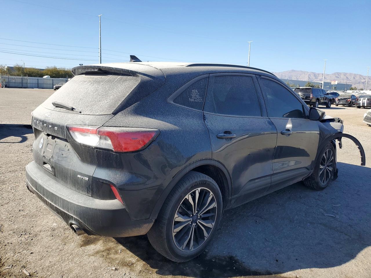 2022 FORD ESCAPE SE photo 5
