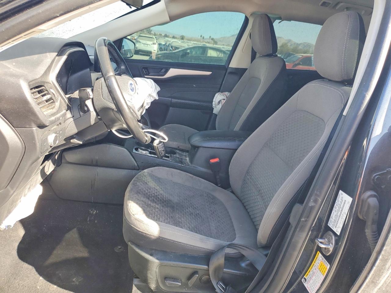 2022 FORD ESCAPE SE photo 13
