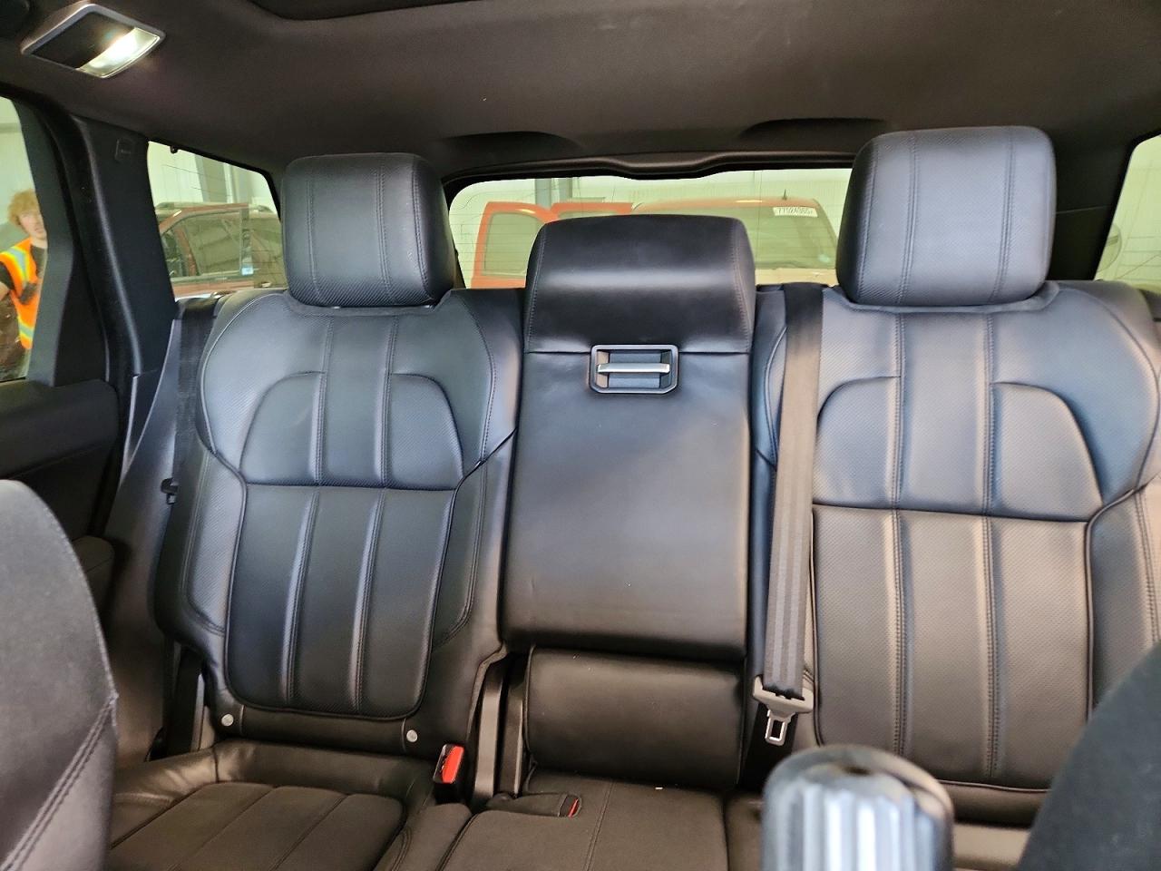 2016 LAND ROVER RANGE ROVER SPORT HSE photo 19