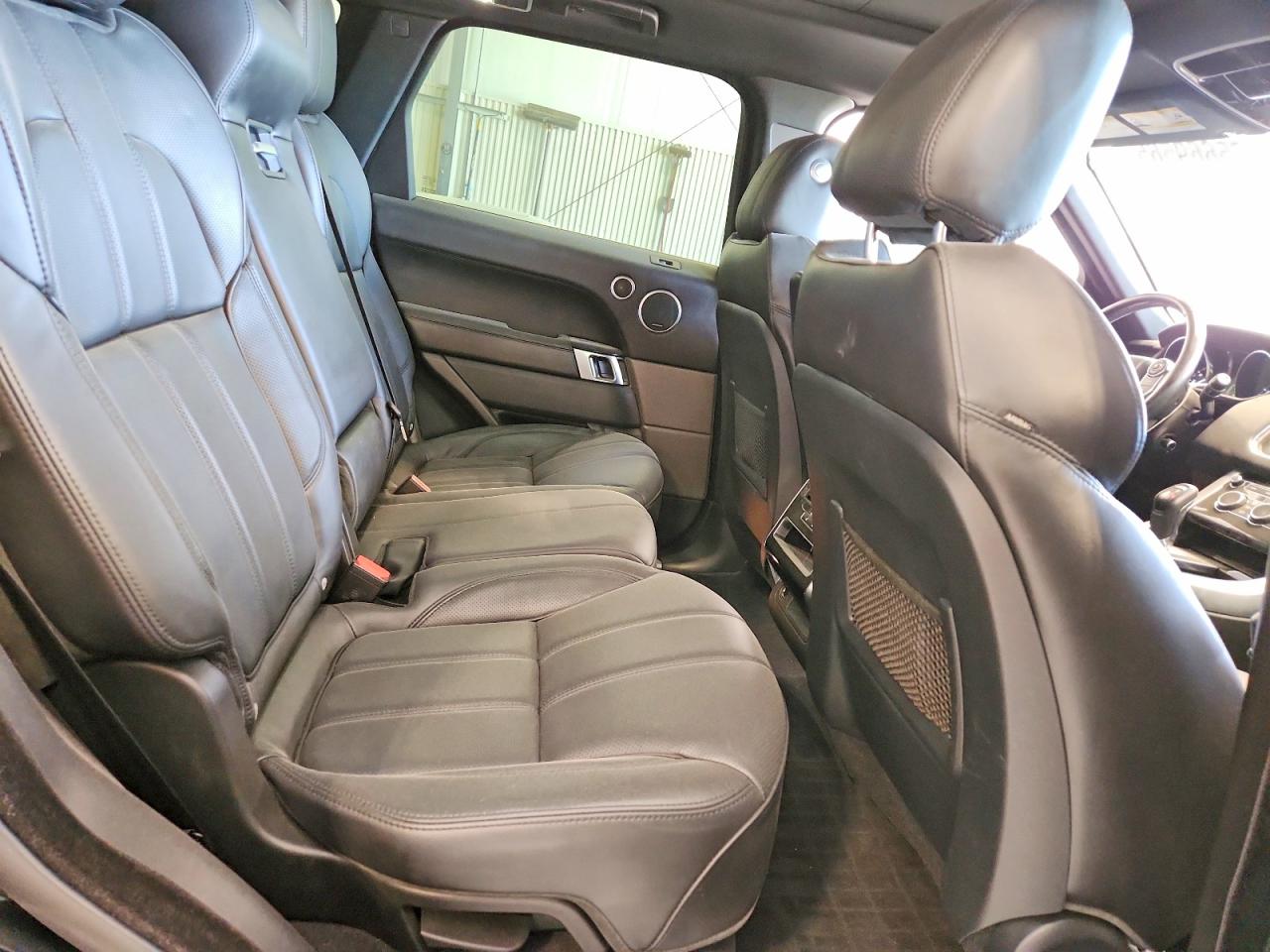 2016 LAND ROVER RANGE ROVER SPORT HSE photo 21