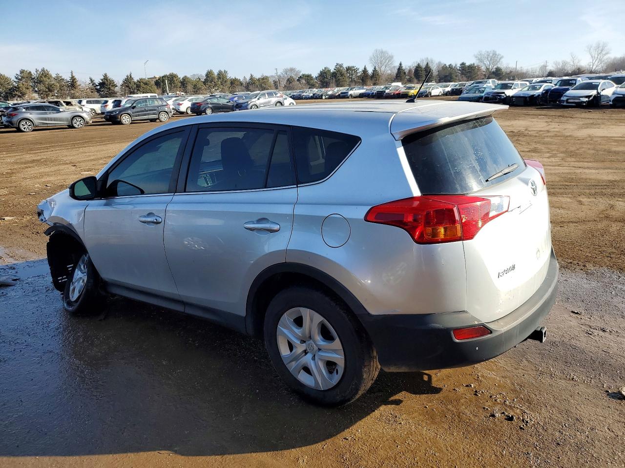 2014 TOYOTA RAV4 LE photo 4