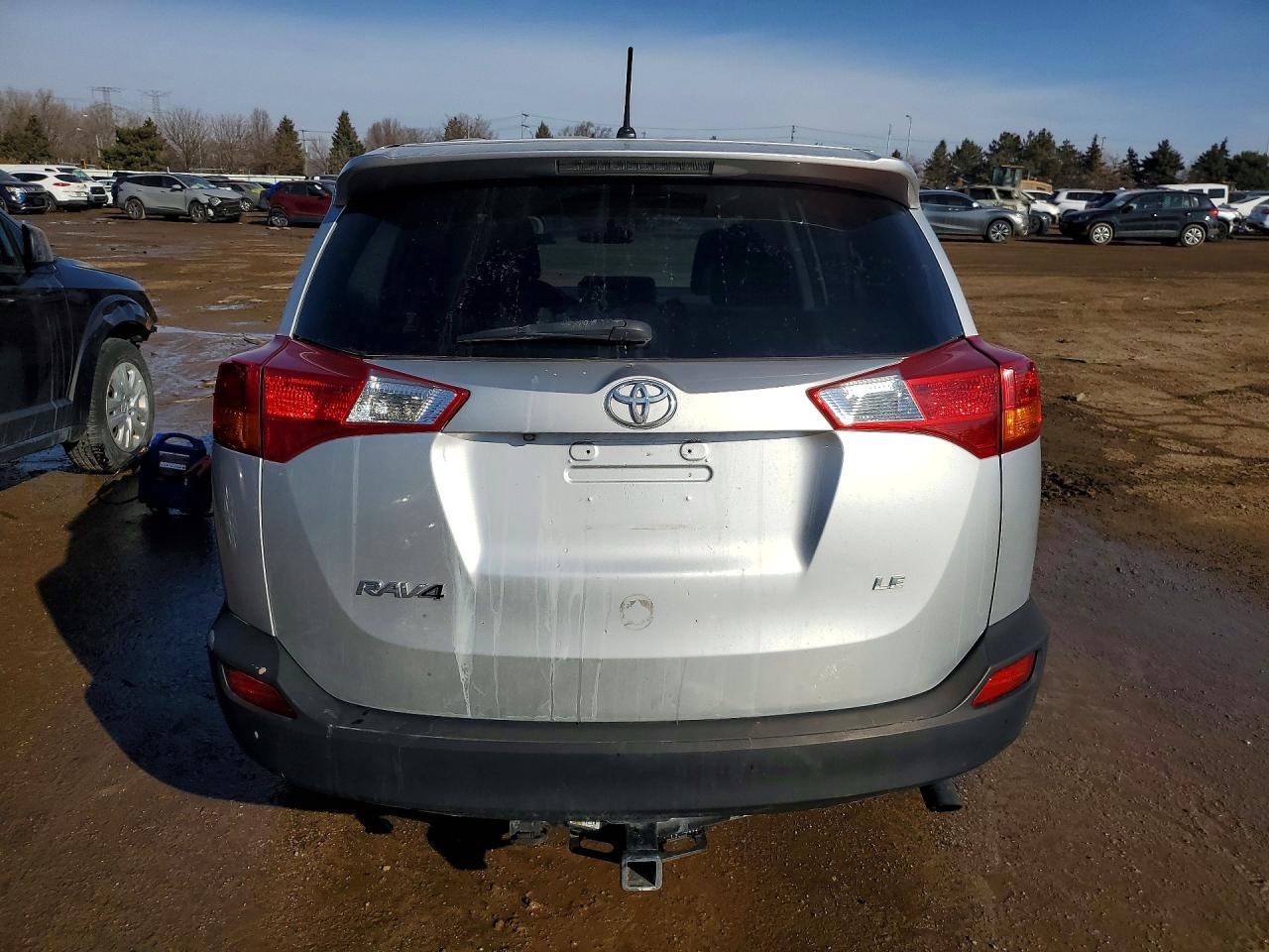 2014 TOYOTA RAV4 LE photo 16