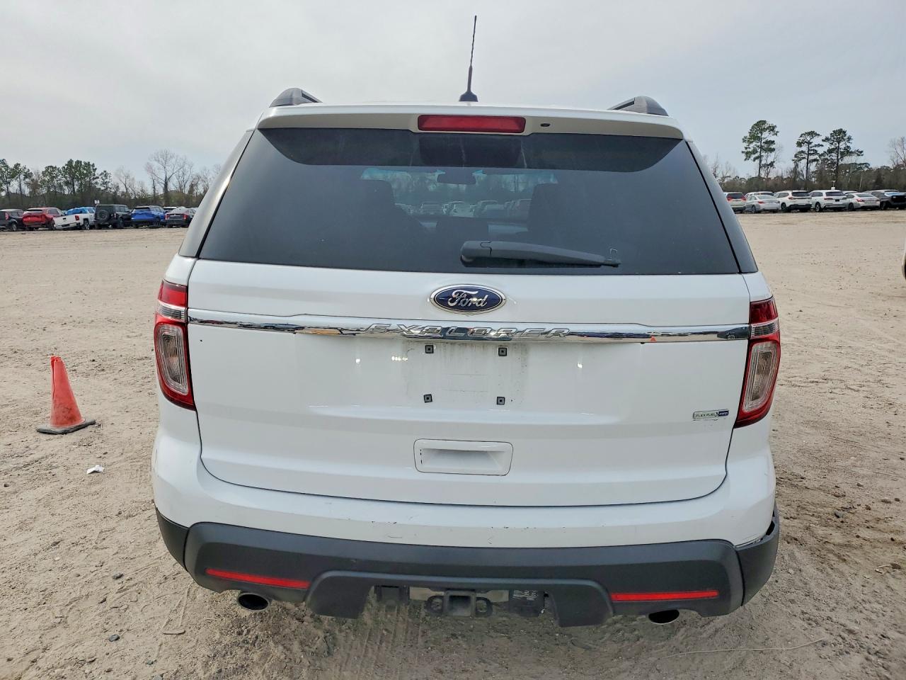 2014 FORD EXPLORER photo 16
