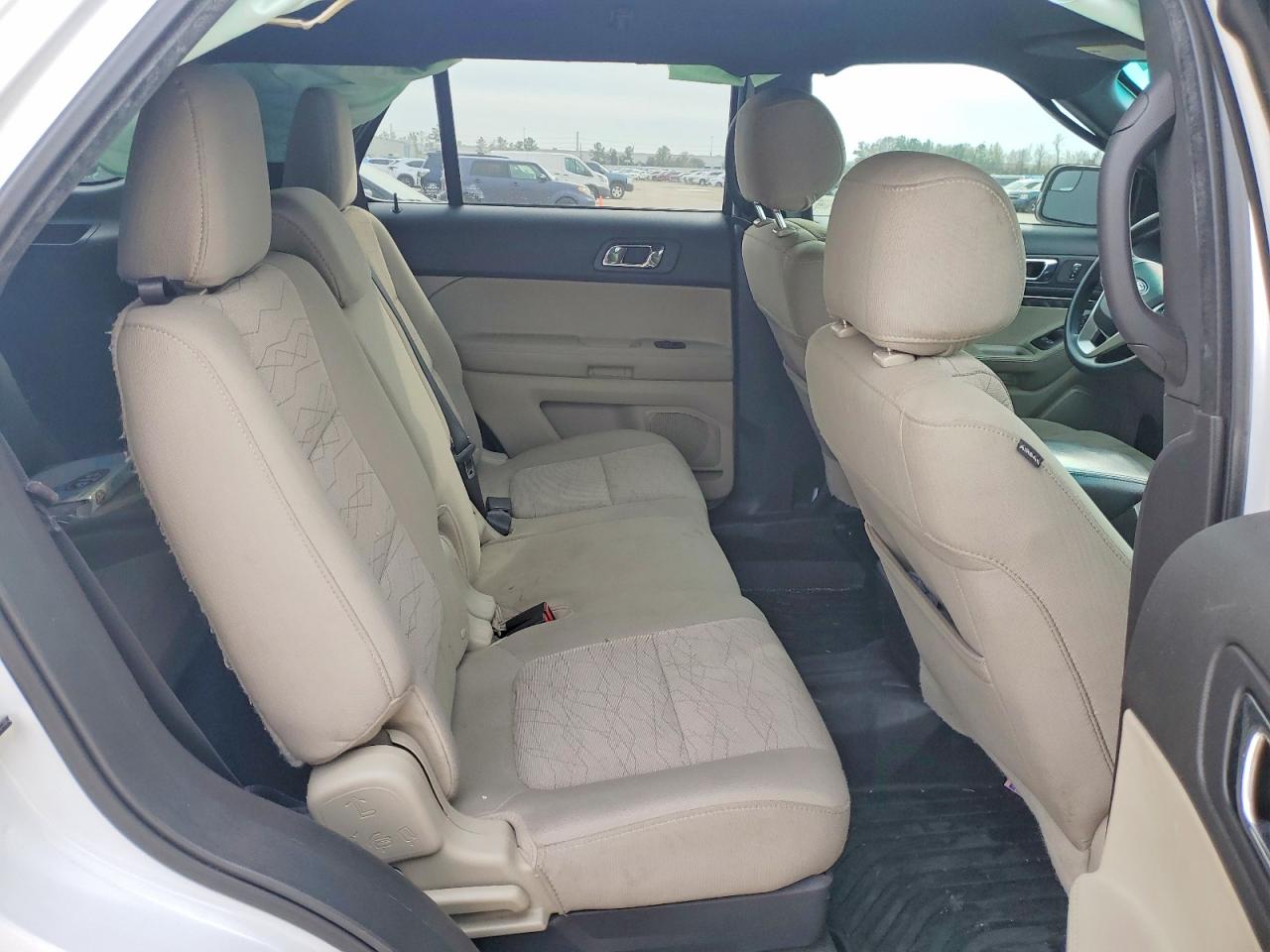 2014 FORD EXPLORER photo 31