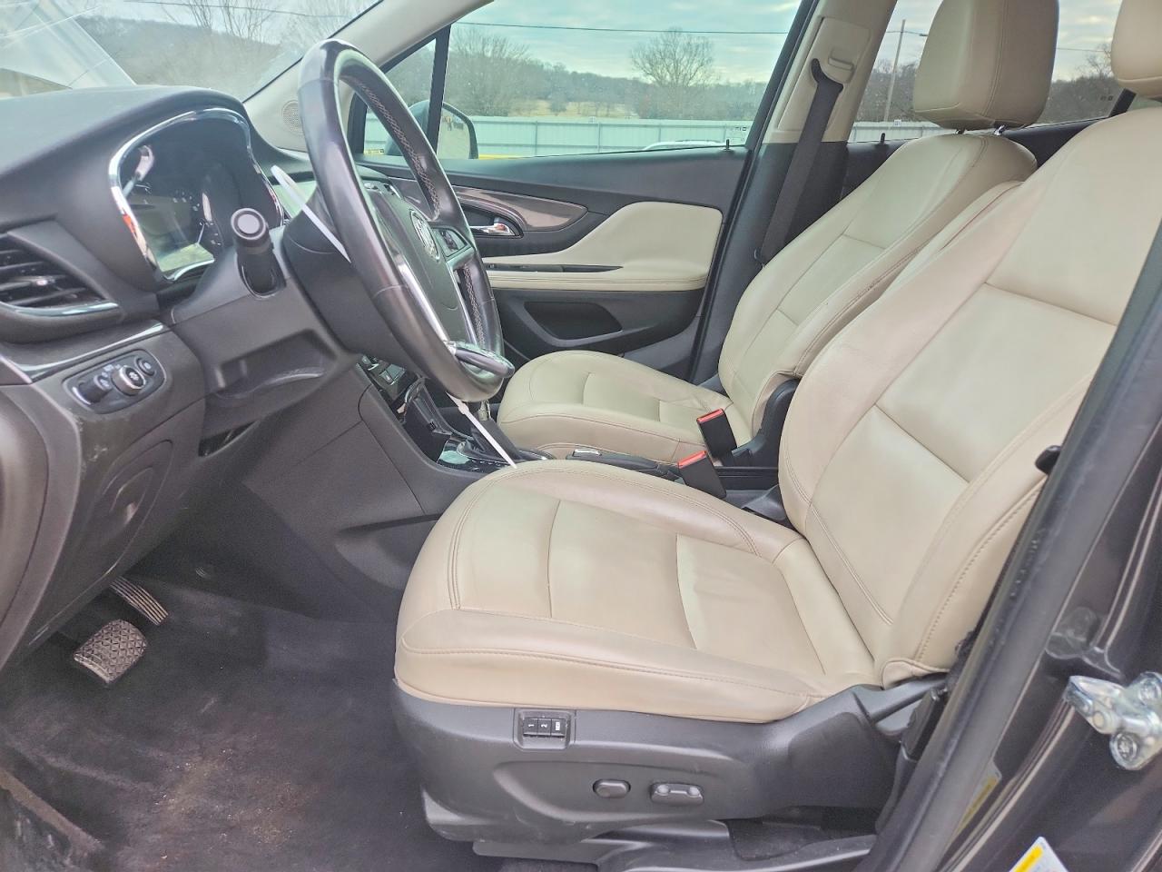 2017 BUICK ENCORE PREMIUM photo 13