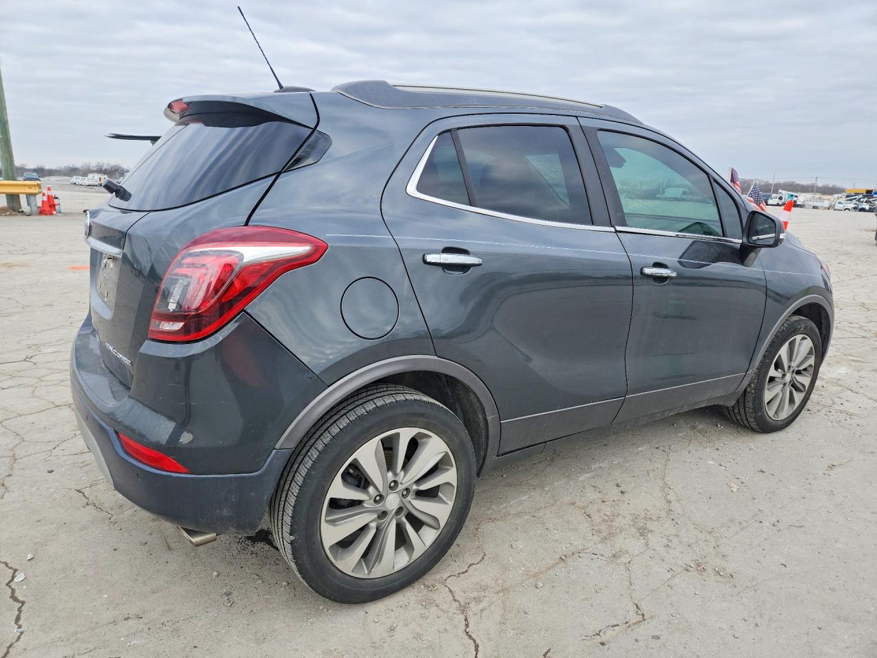2017 BUICK ENCORE PREMIUM photo 5