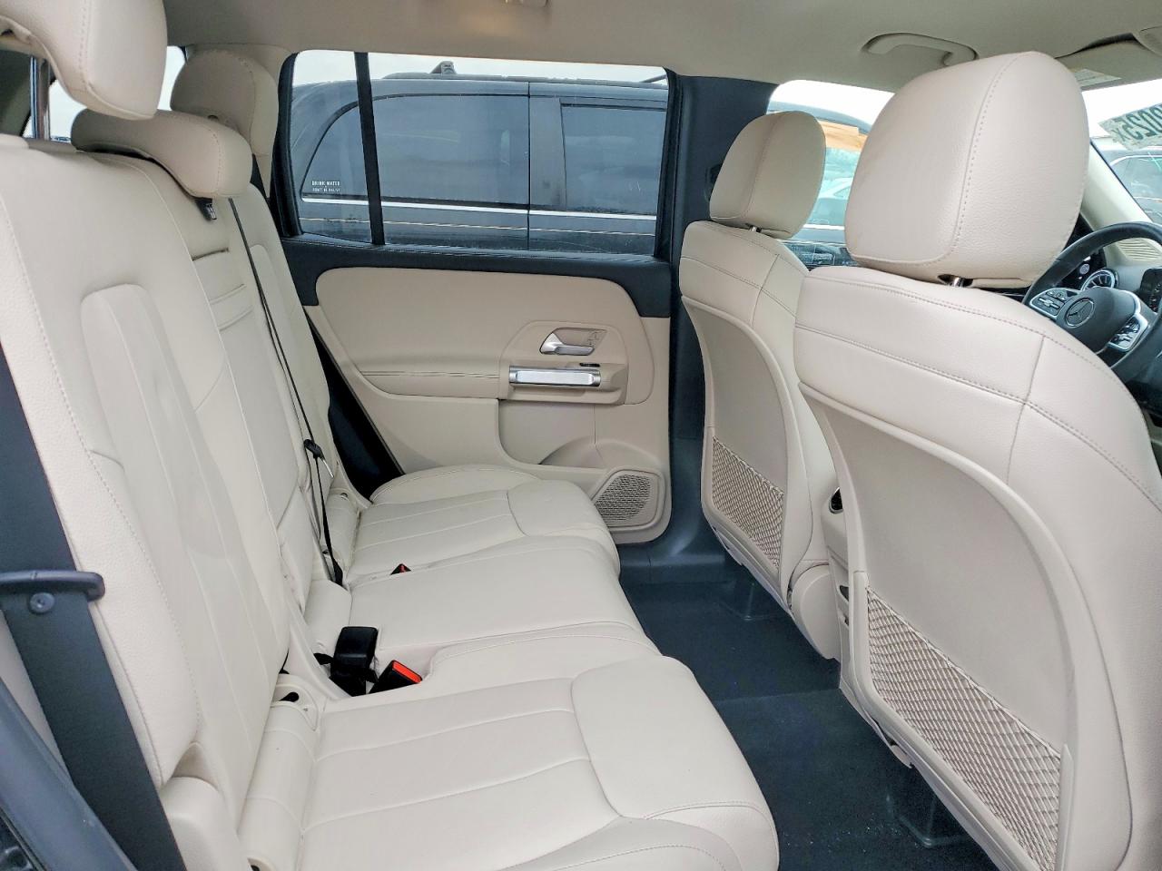 2020 MERCEDES-BENZ GLB 250 photo 21
