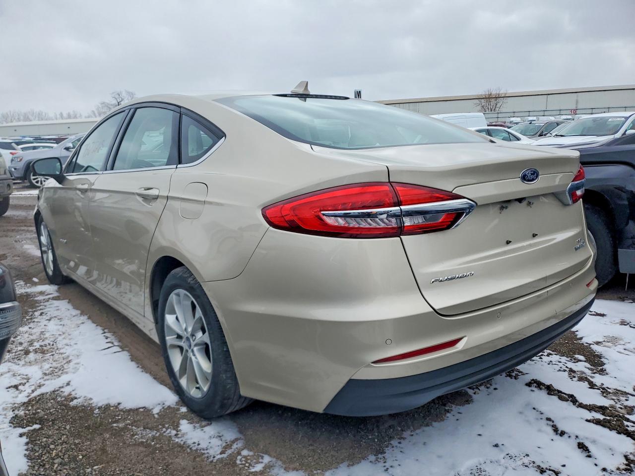 2019 FORD FUSION SE photo 4