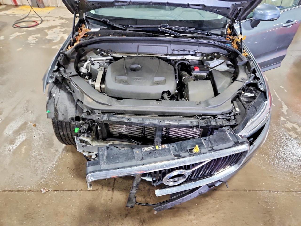 2019 VOLVO XC60 T5 photo 23