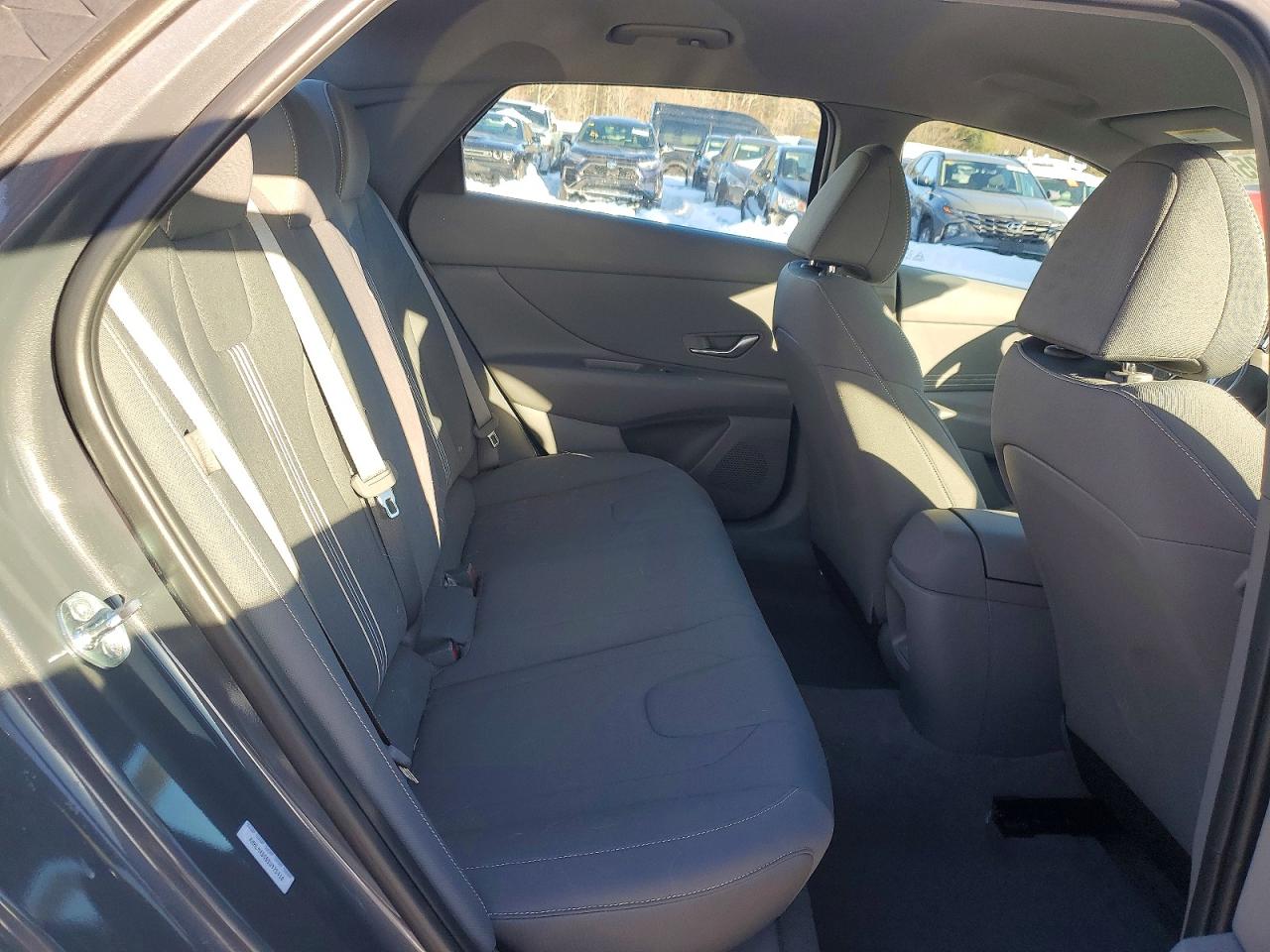 2025 HYUNDAI ELANTRA SEL SPORT photo 28