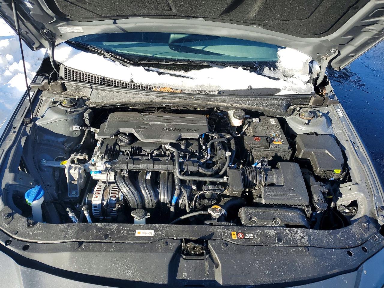 2025 HYUNDAI ELANTRA SEL SPORT photo 31