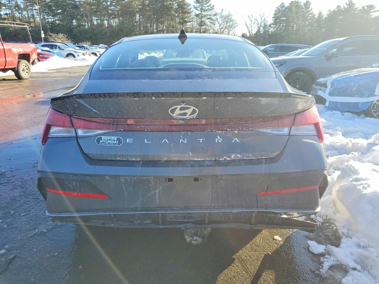 2025 HYUNDAI ELANTRA SEL SPORT photo 16