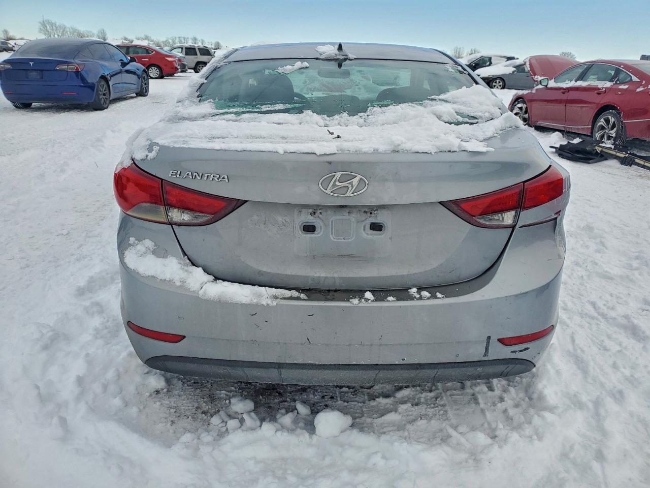 2016 HYUNDAI ELANTRA photo 6