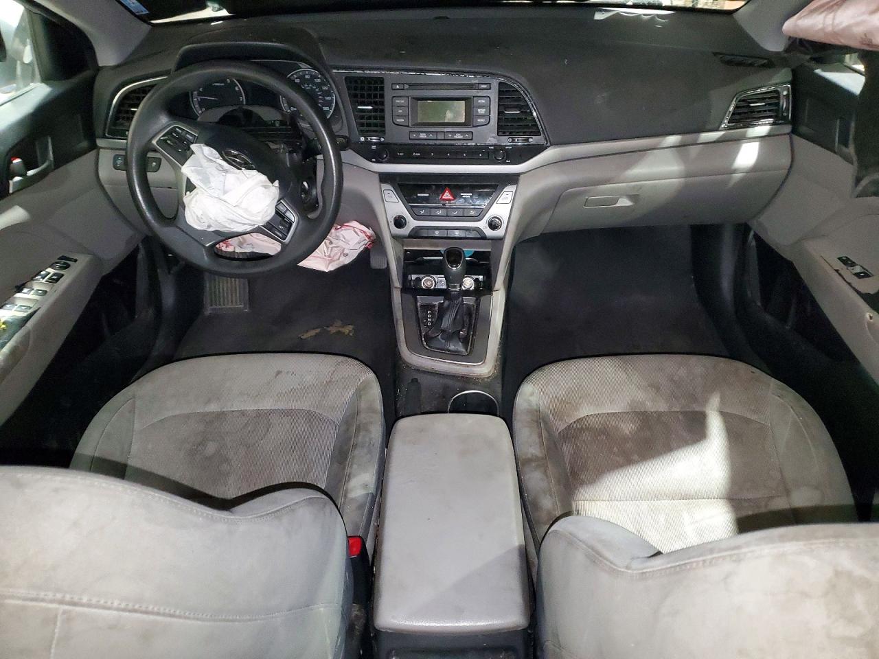 2017 HYUNDAI ELANTRA SE photo 15