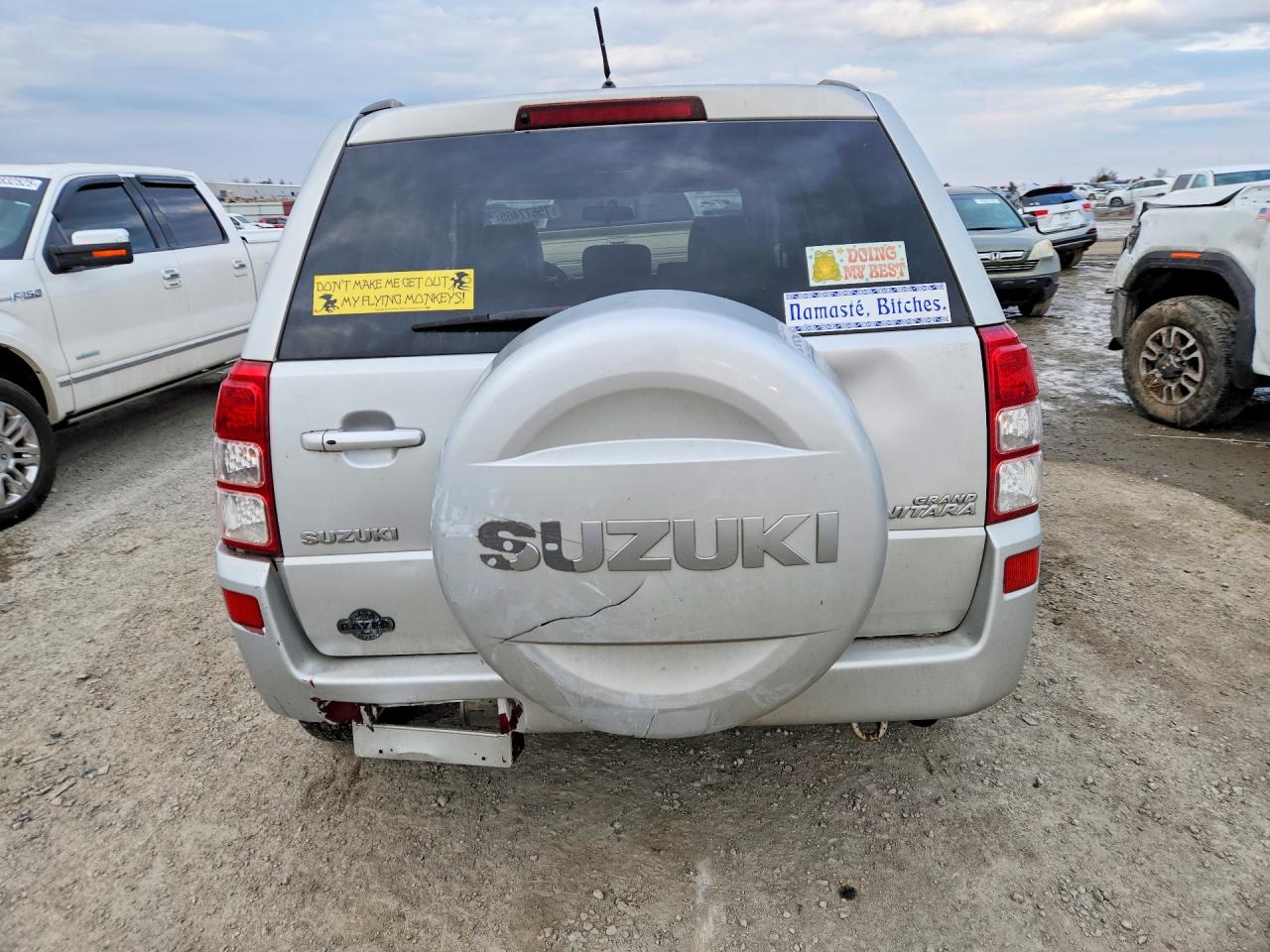 2010 SUZUKI GRAND VITARA JLX photo 6