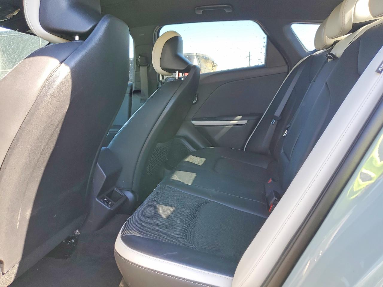 2025 KIA K4 GT LINE photo 19
