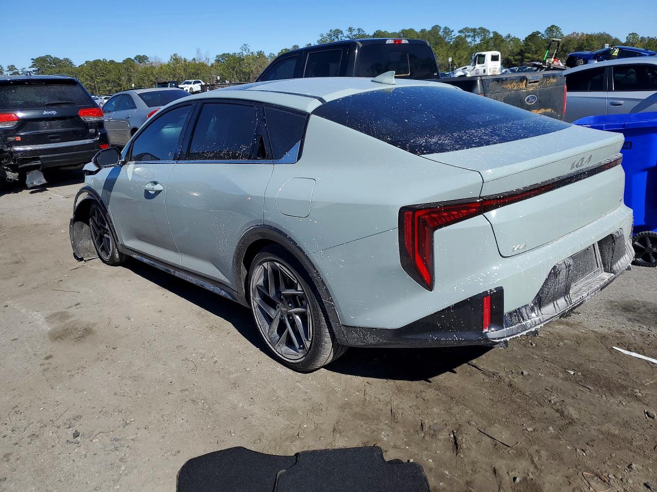 2025 KIA K4 GT LINE photo 3