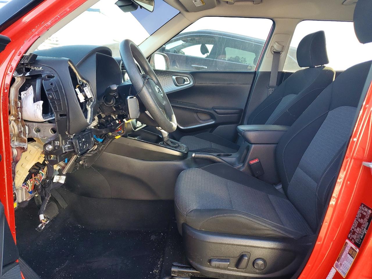 2021 KIA SOUL LX photo 19