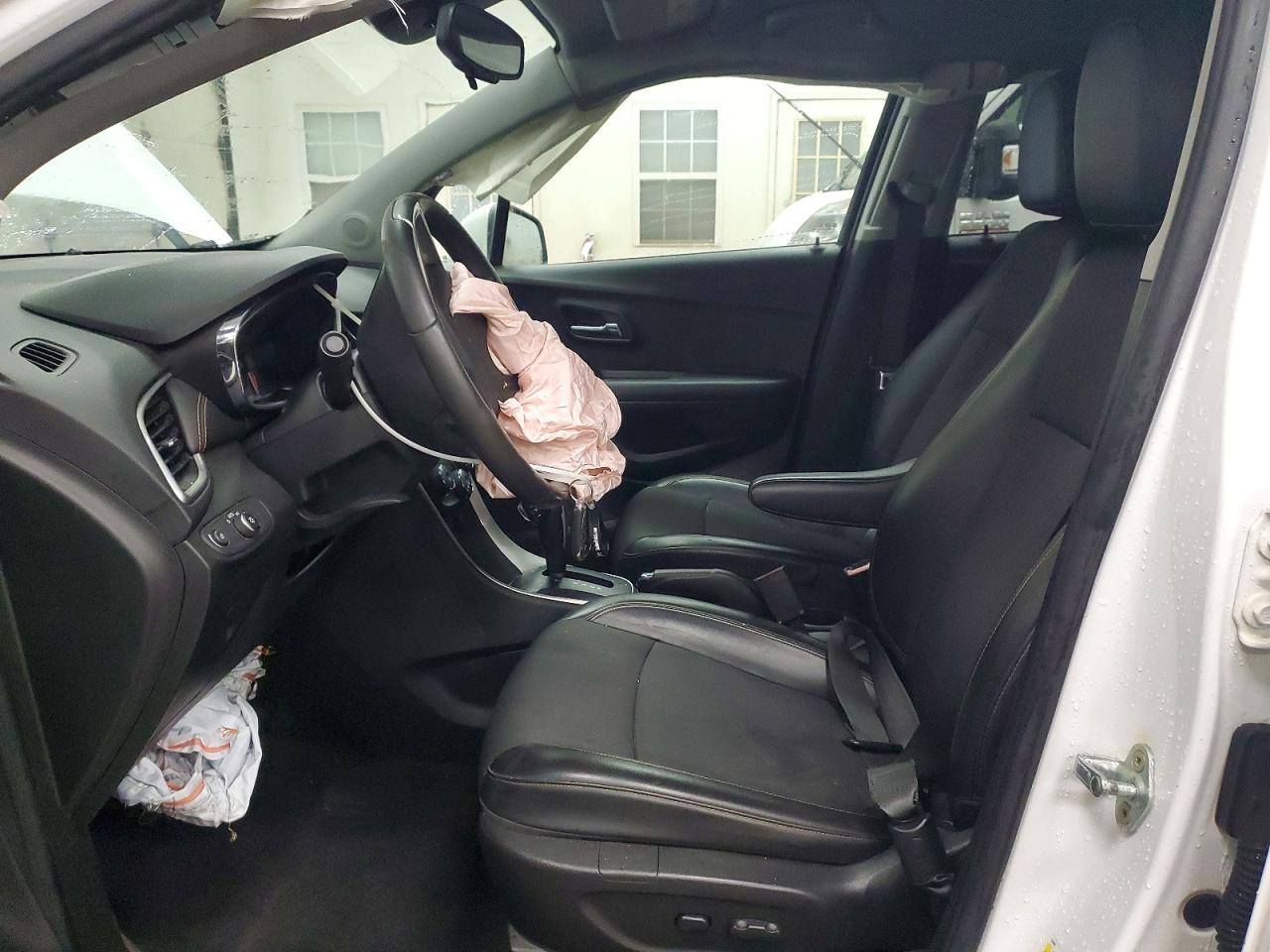 2020 CHEVROLET TRAX 1LT photo 7