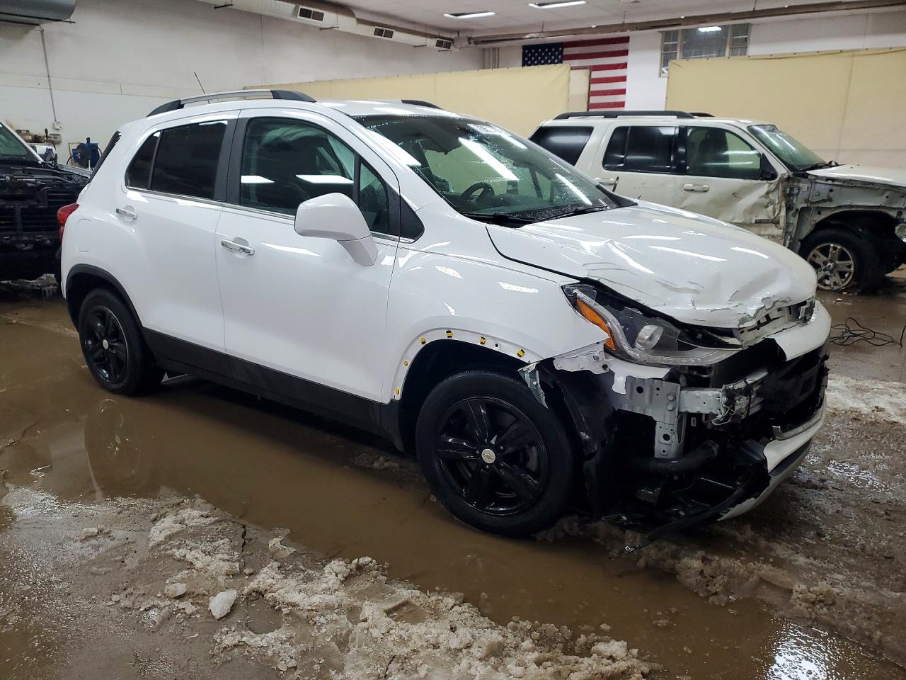 2020 CHEVROLET TRAX 1LT photo 4