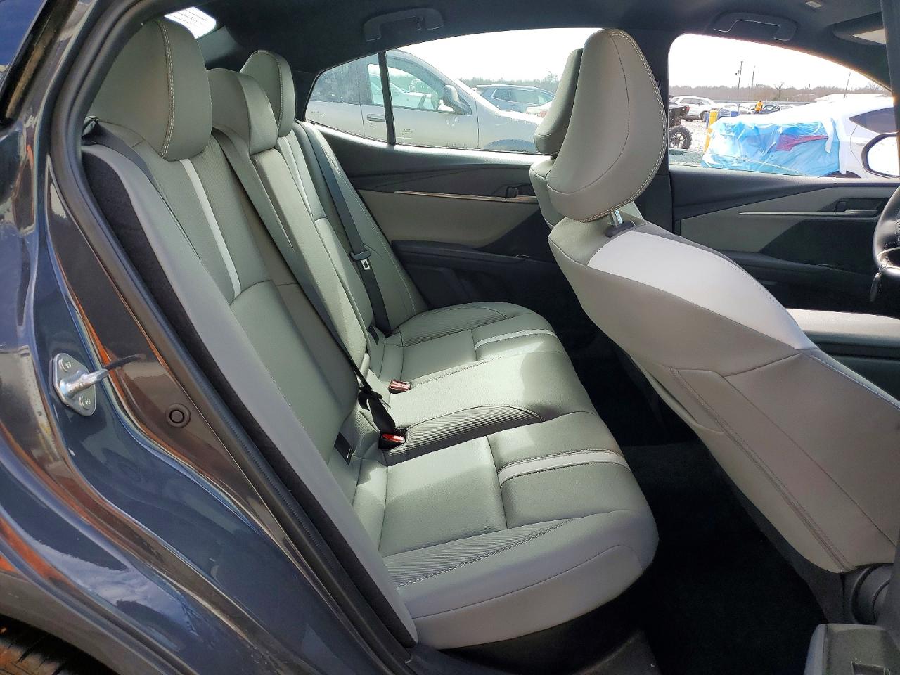 2025 TOYOTA CAMRY SE photo 19