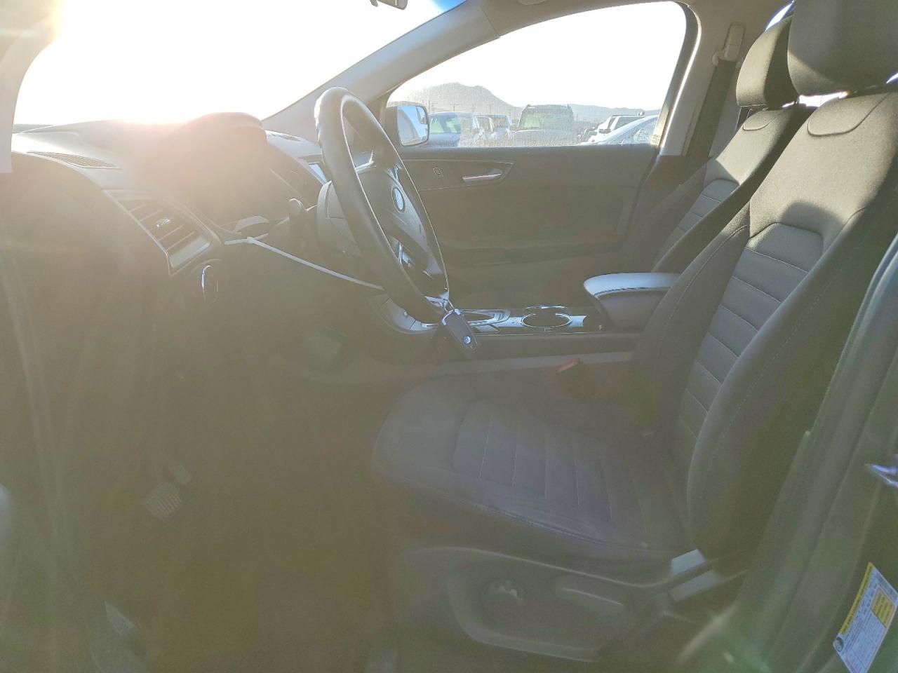 2017 FORD EDGE SE photo 13