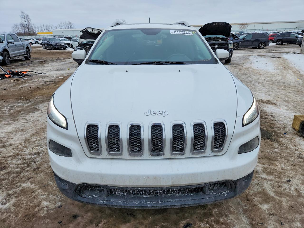 2015 JEEP CHEROKEE LATITUDE photo 13