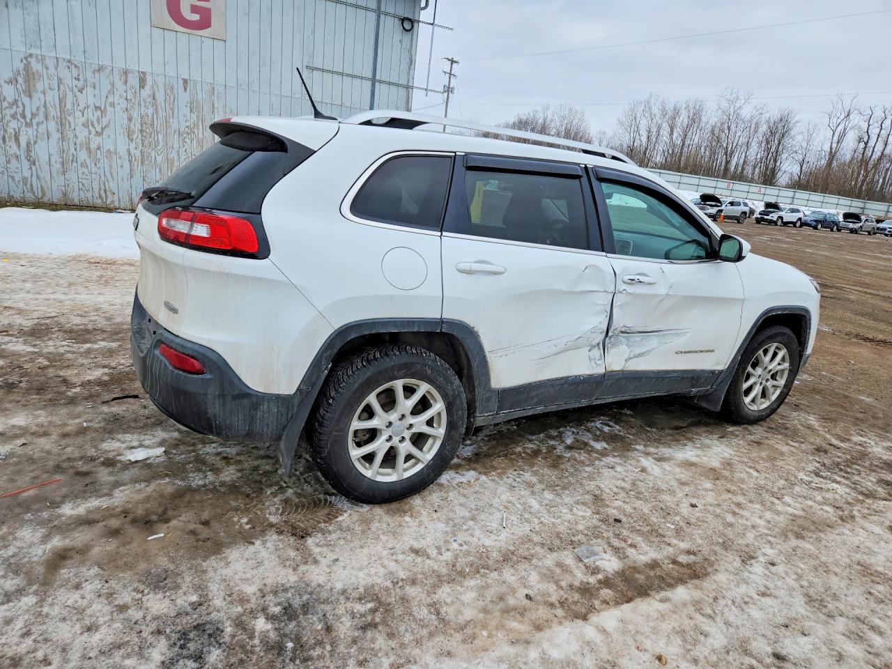 2015 JEEP CHEROKEE LATITUDE photo 7