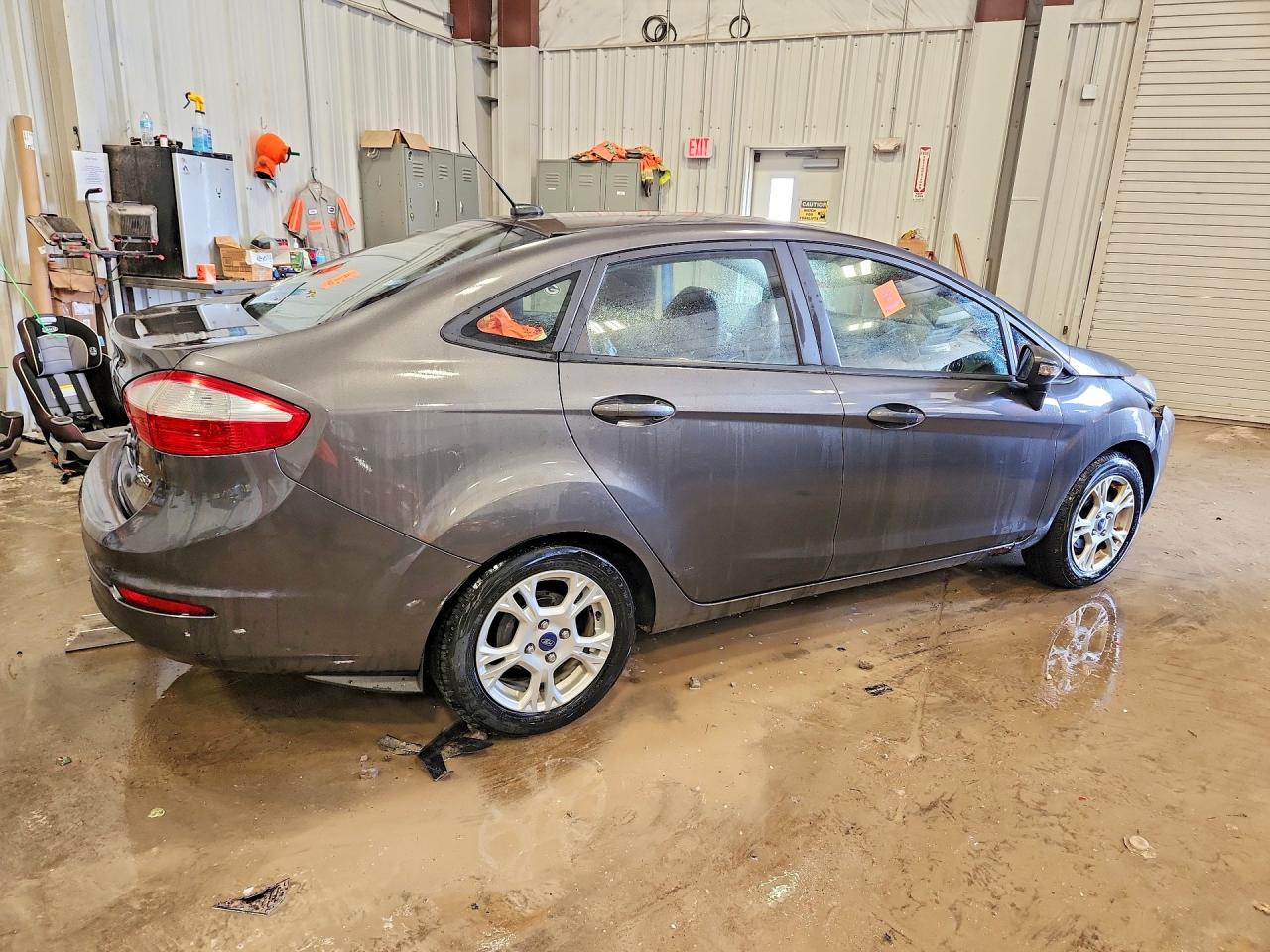 2015 FORD FIESTA SE photo 5