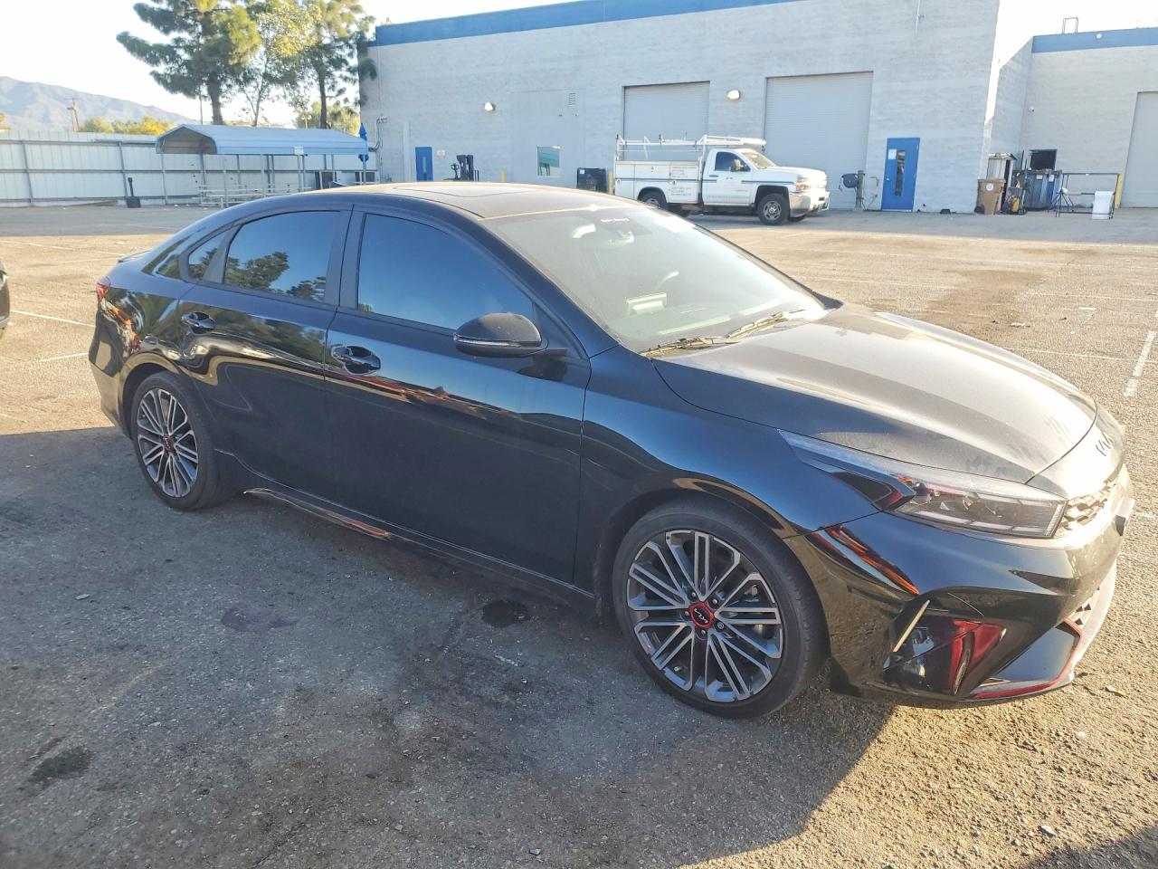 2024 KIA FORTE GT photo 4