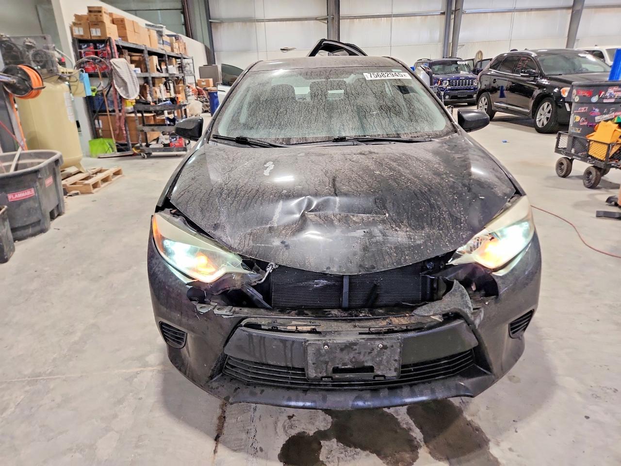 2014 TOYOTA COROLLA L photo 9
