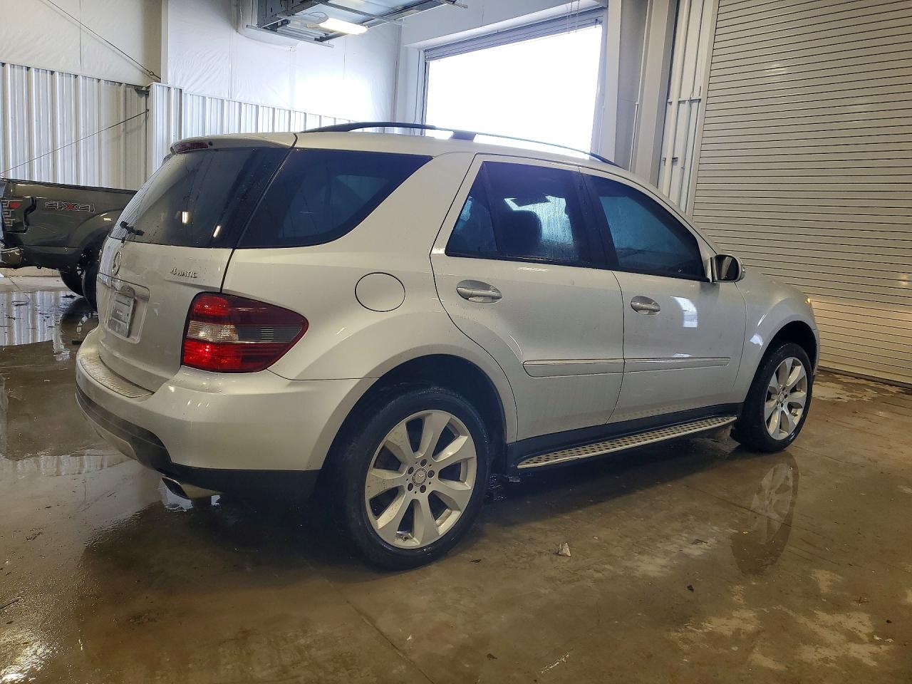 2008 MERCEDES-BENZ ML 350 photo 3