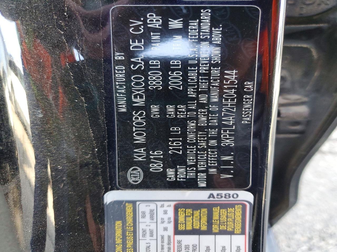 2017 KIA FORTE LX photo 13