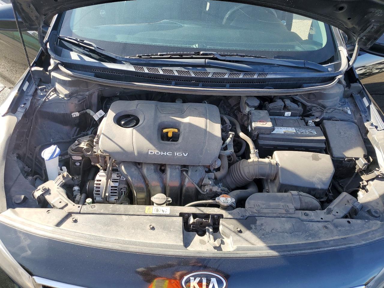 2017 KIA FORTE LX photo 11