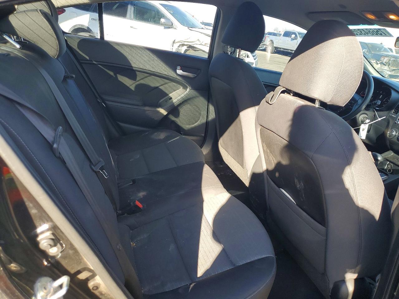 2017 KIA FORTE LX photo 10