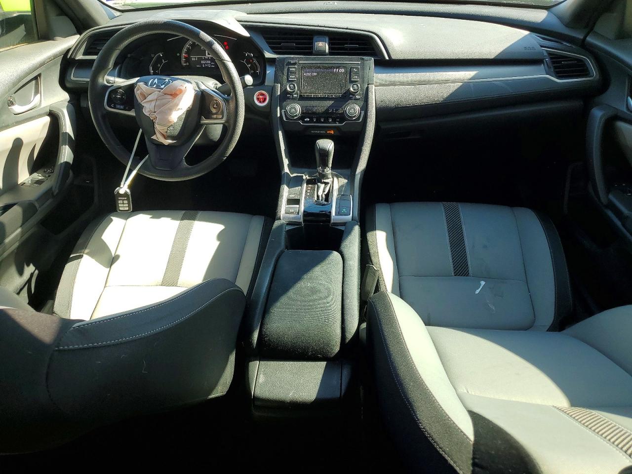 2017 HONDA CIVIC LX photo 15