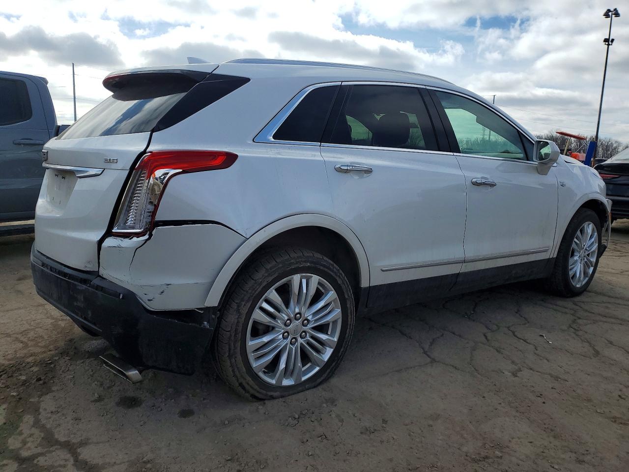 2019 CADILLAC XT5 PREMIUM LUXURY photo 5