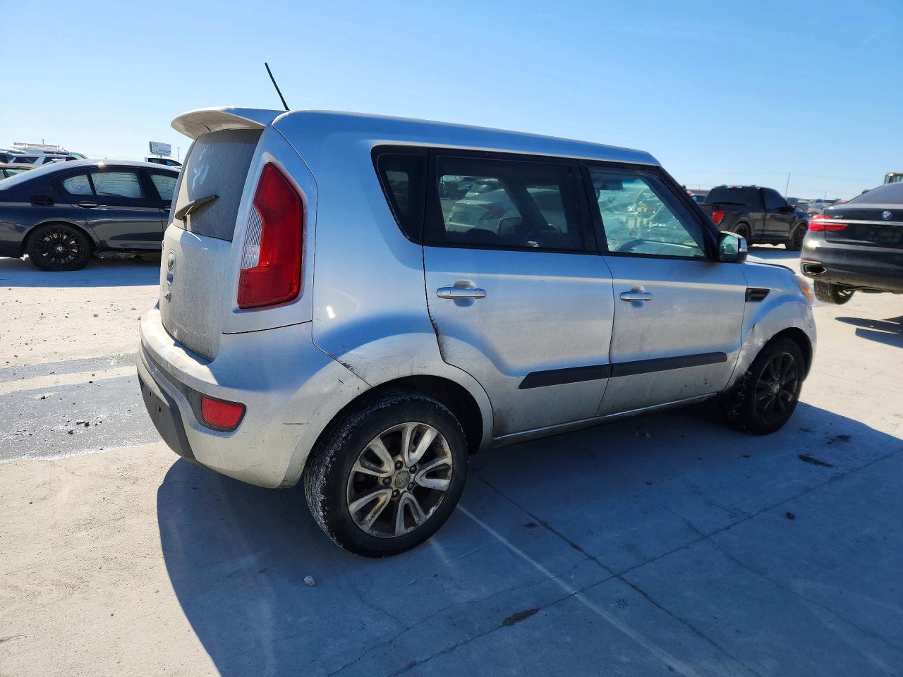 2013 KIA SOUL photo 3