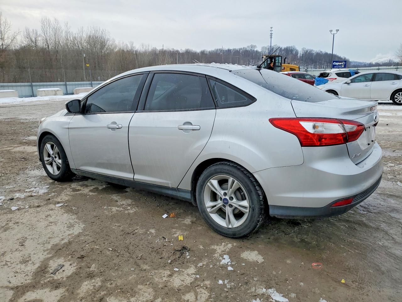 2014 FORD FOCUS SE photo 4
