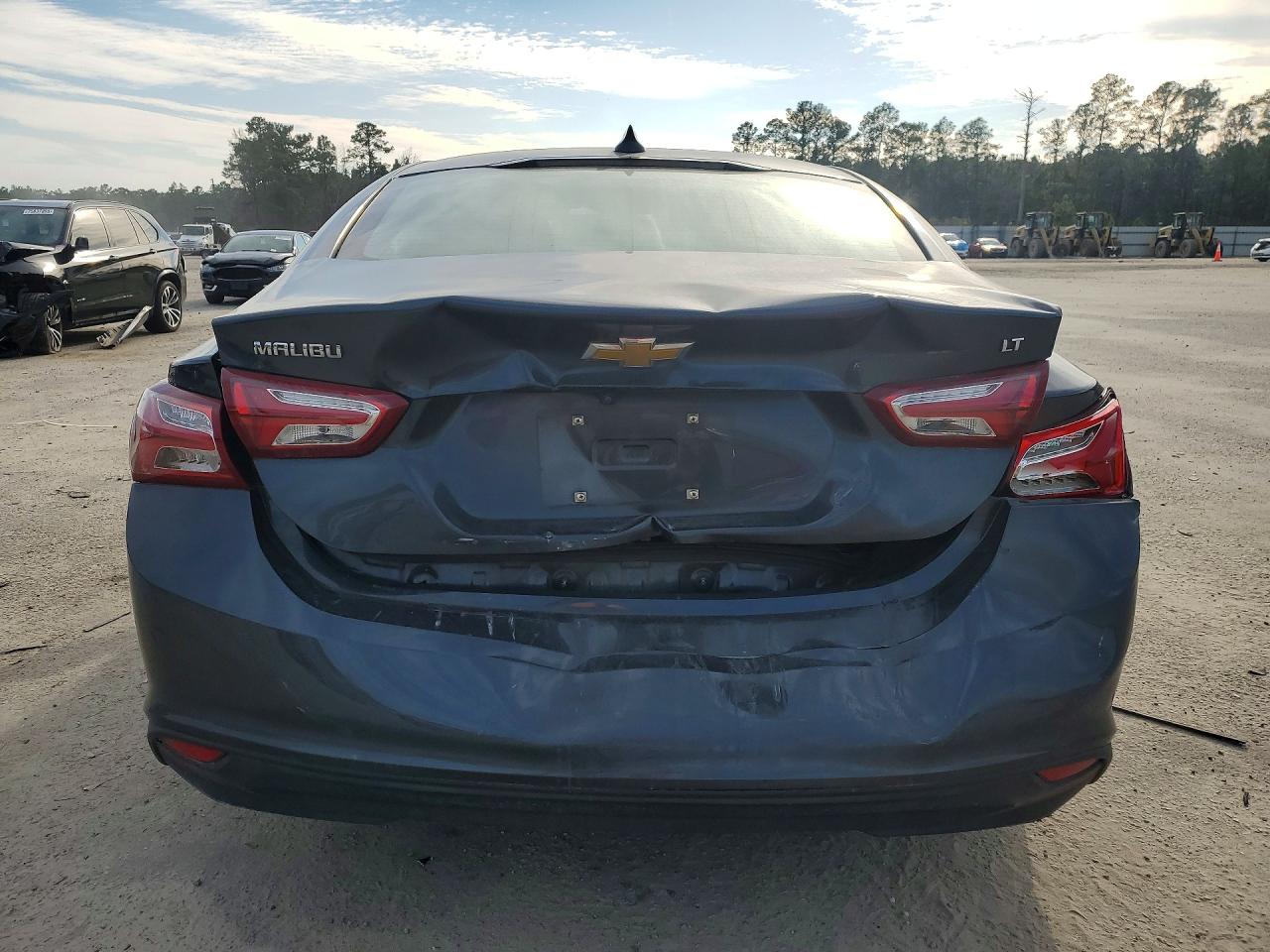 2020 CHEVROLET MALIBU LT photo 11