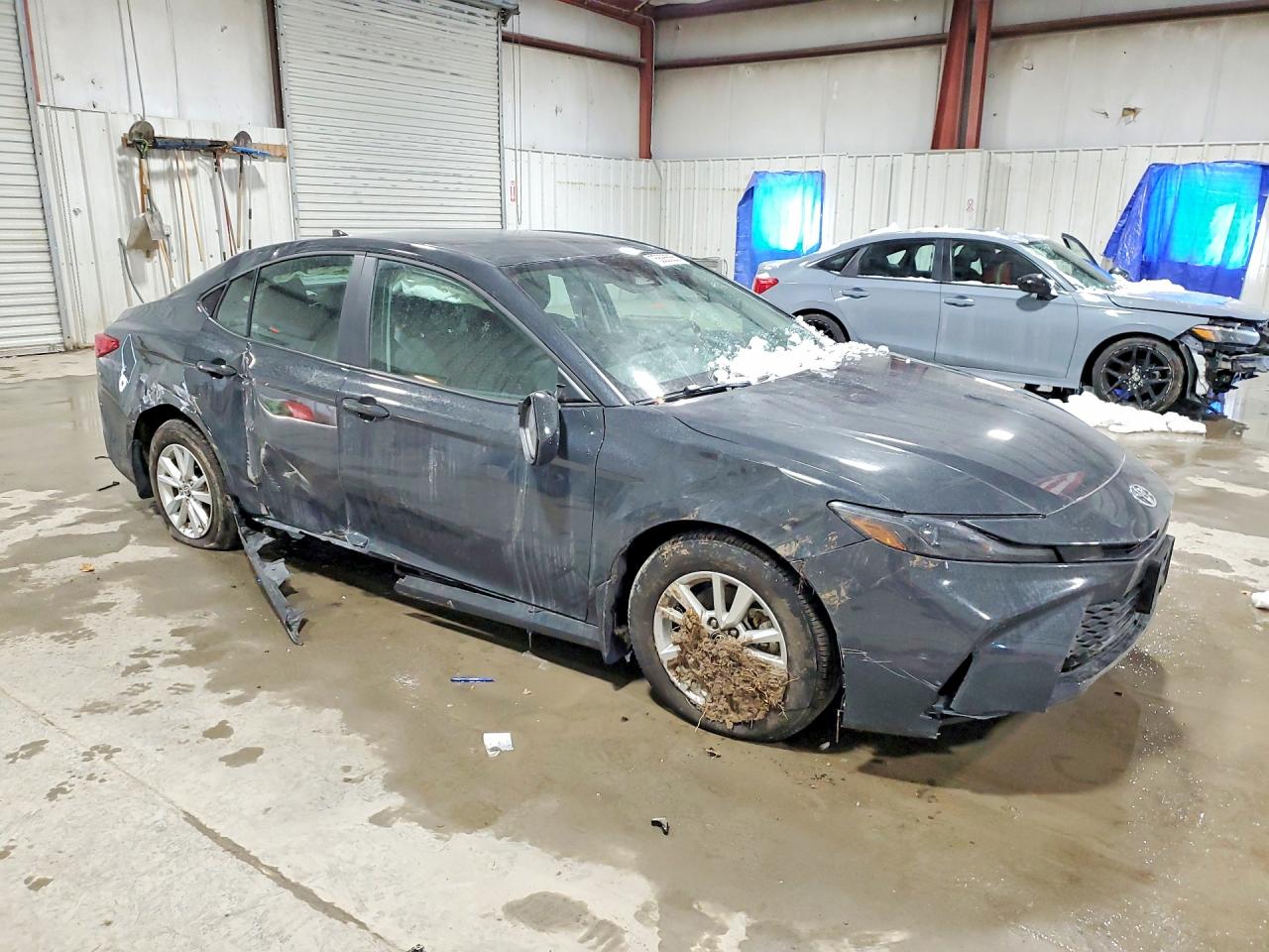 2025 TOYOTA CAMRY XSE photo 4