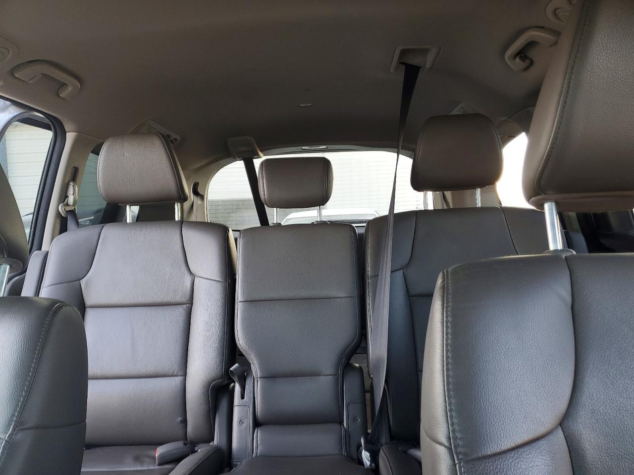 2016 HONDA ODYSSEY photo 10
